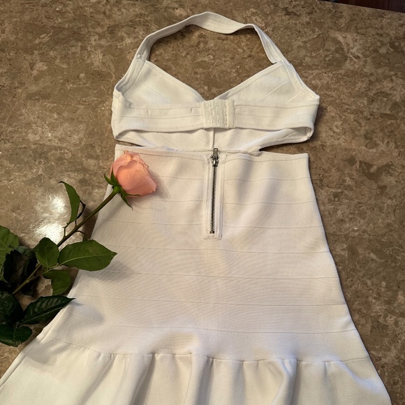 White Guess Bodycon Dress - Picture 2 of 3